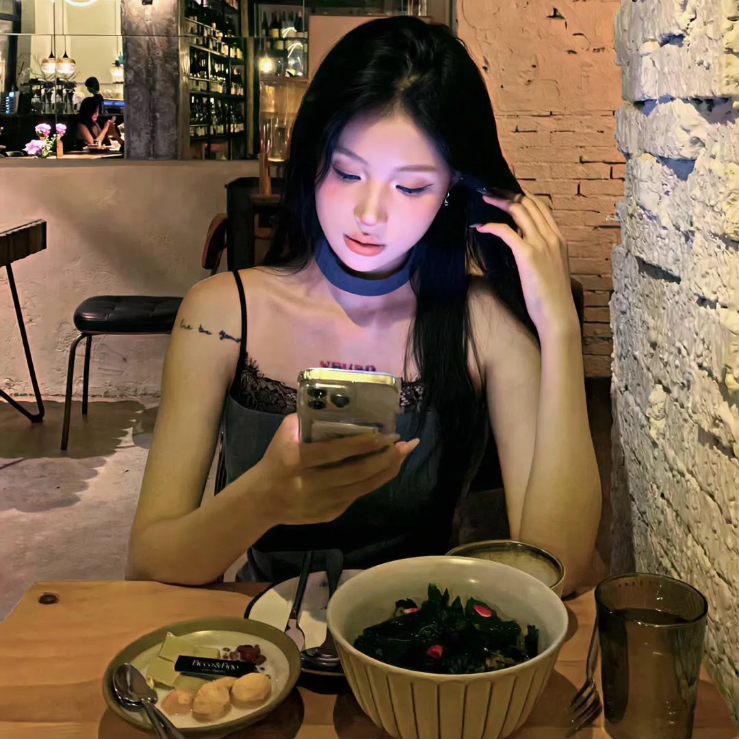 一线女星隐婚生子传闻，三天三夜内幕曝光，经纪人连夜公关