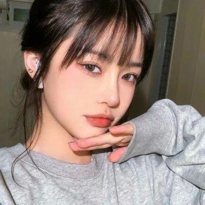 某影帝之子恋爱脑怒怼网友，评论区两极分化，长达一周持续发酵